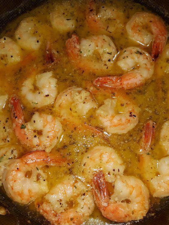 Słynne czerwone homary krewetki scampi